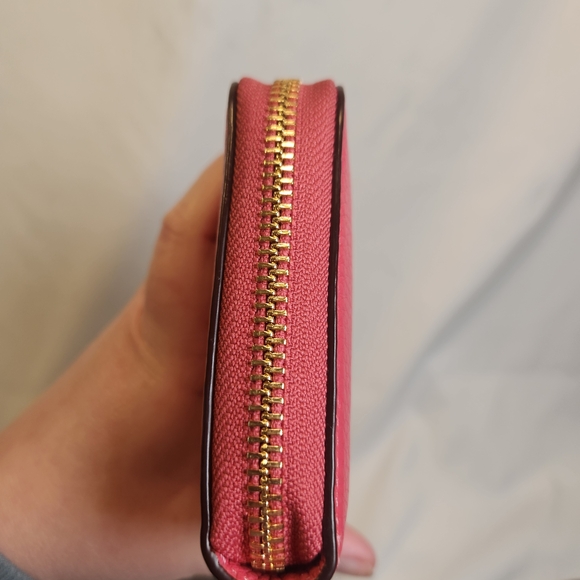 Coach Long Zip Around Leather Wallet Or Wristlet With Horse And Carriage - Picture 6 of 13